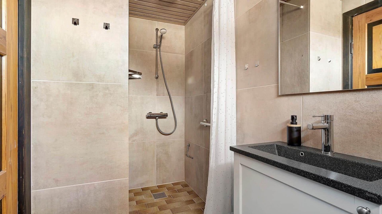 Photo of Bathroom in Nørre Lyngvig
