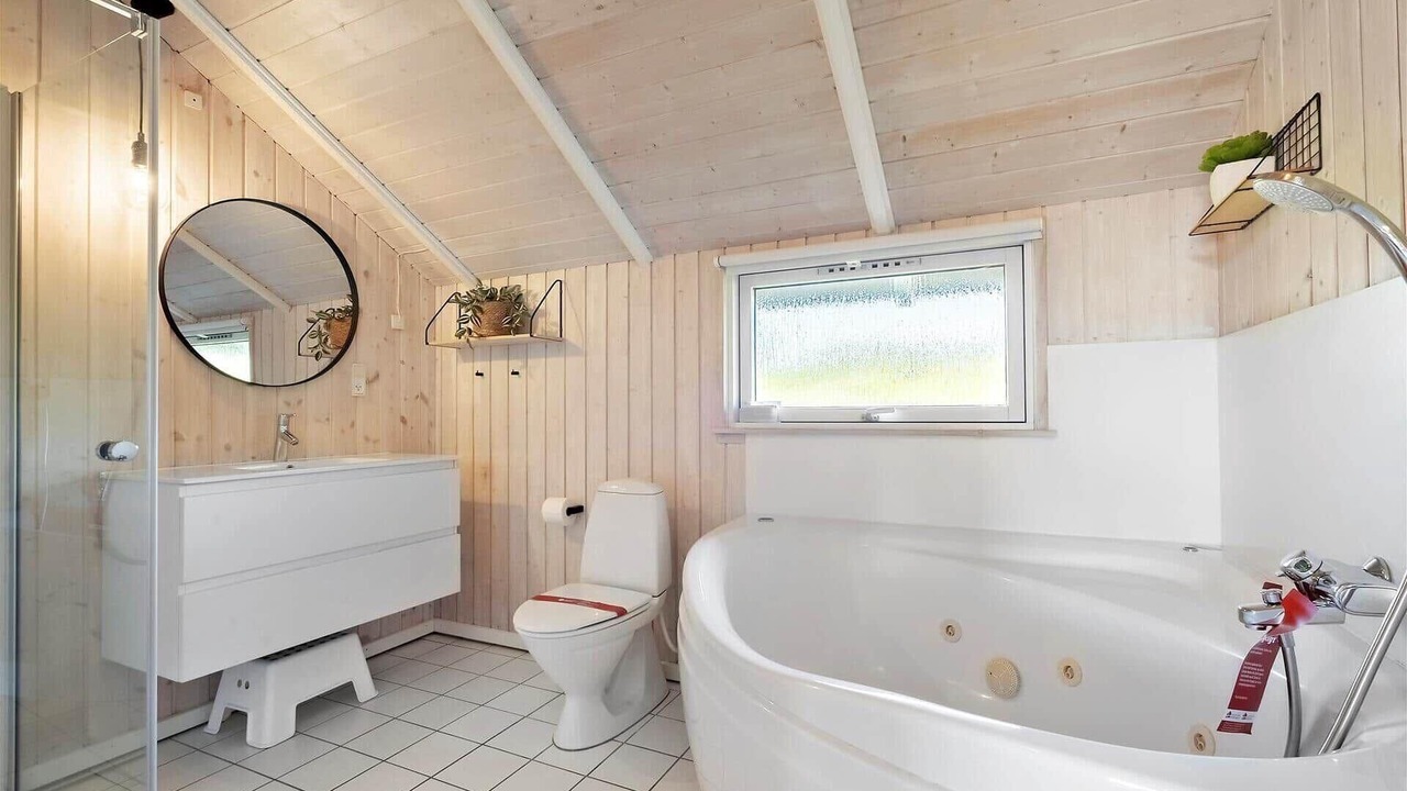 Photo of Bathroom in Nørre Lyngvig