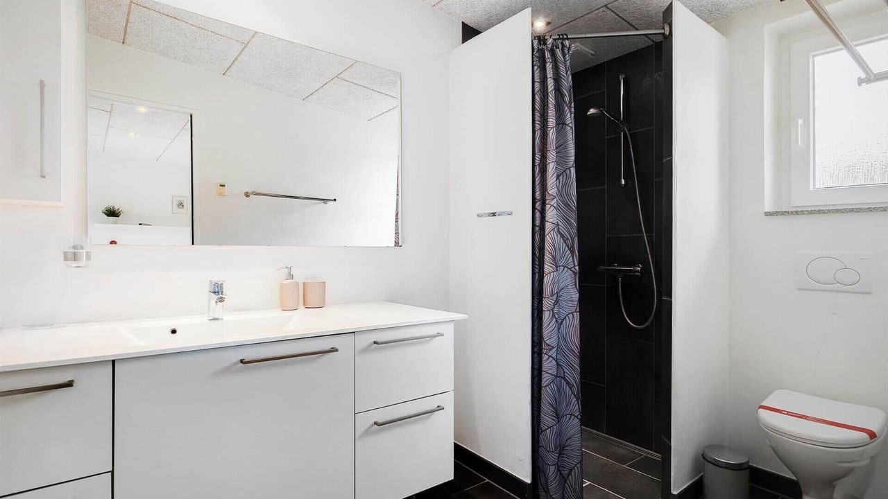 Photo of Bathroom in Argab