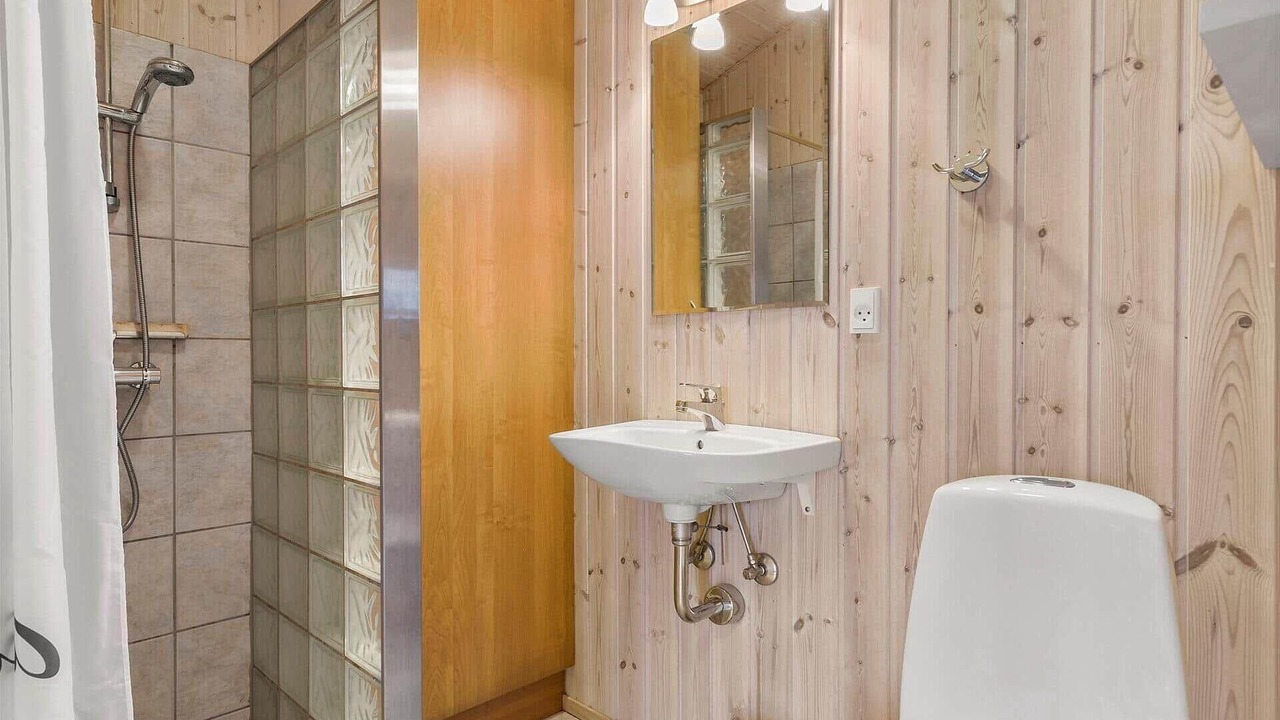 Photo of Bathroom in Nørre Lyngvig