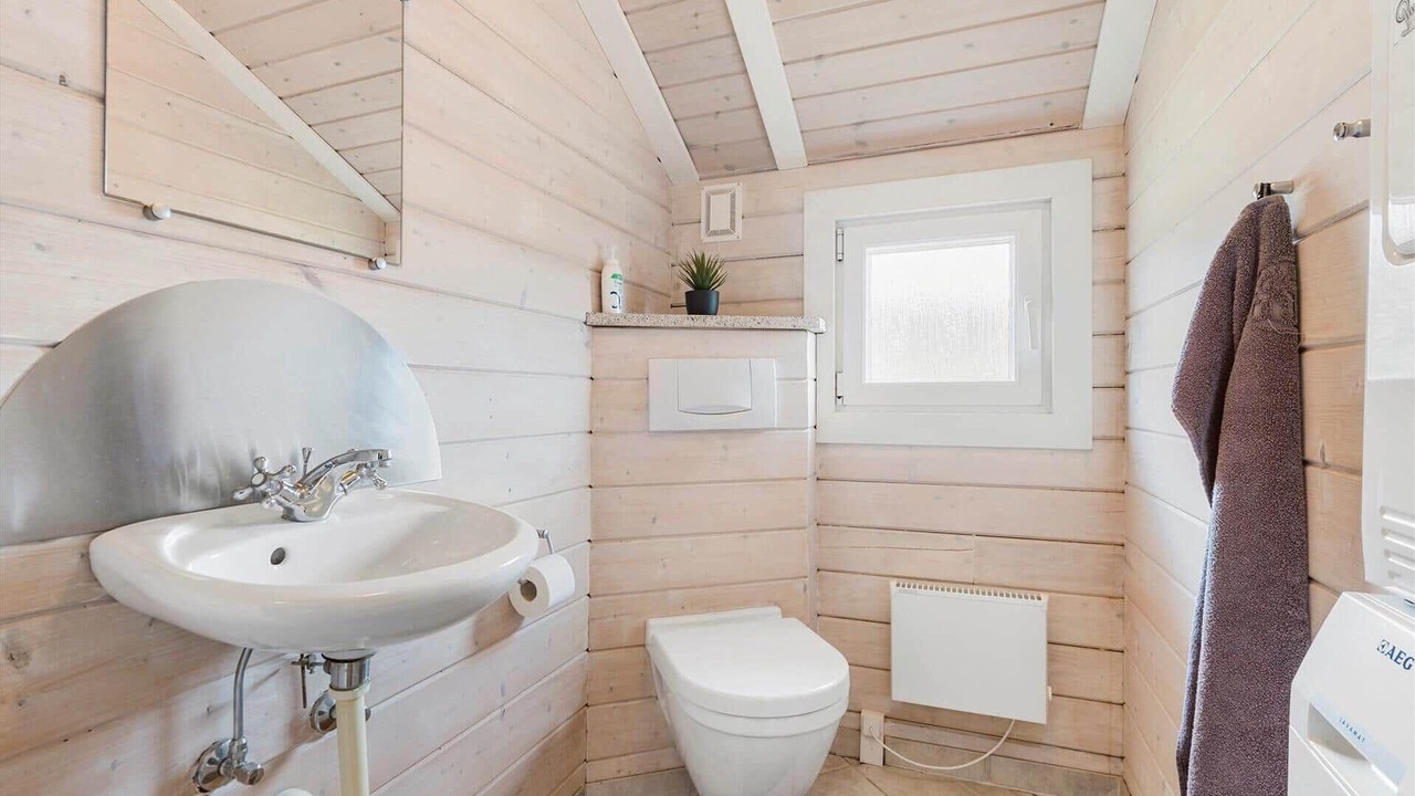 Photo of Bathroom in Haurvig