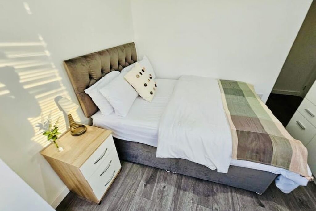 Photo of Bedroom in Ponders End