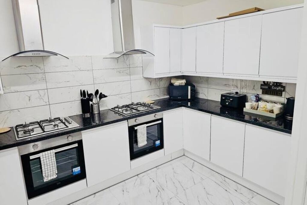 Photo of Kitchen in Ponders End
