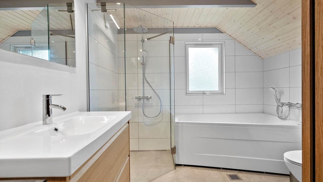 Photo of Bathroom in Nørre Lyngvig