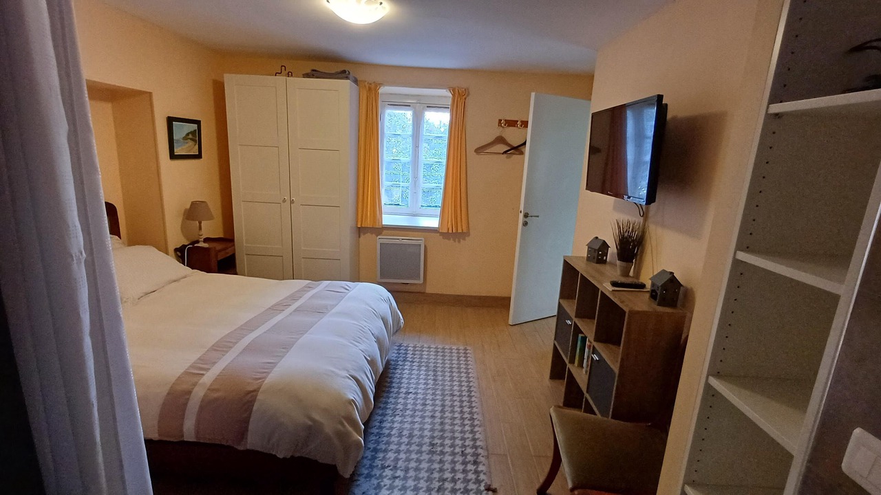 Photo of Bedroom in Plouezoch