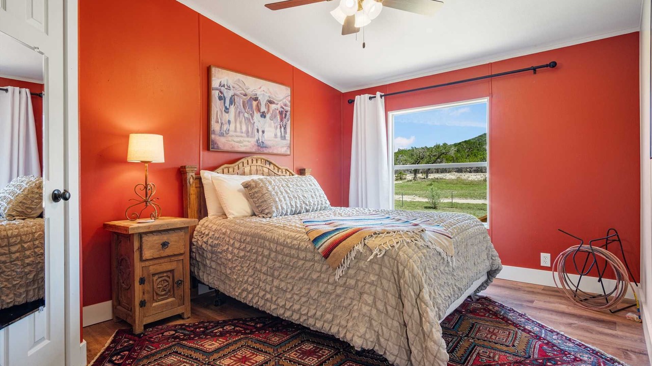 Photo of Bedroom in Pipe Creek