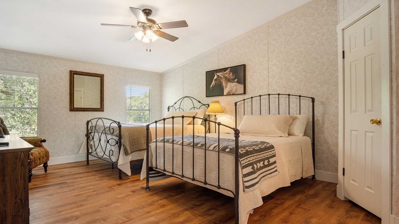 Photo of Bedroom in Pipe Creek