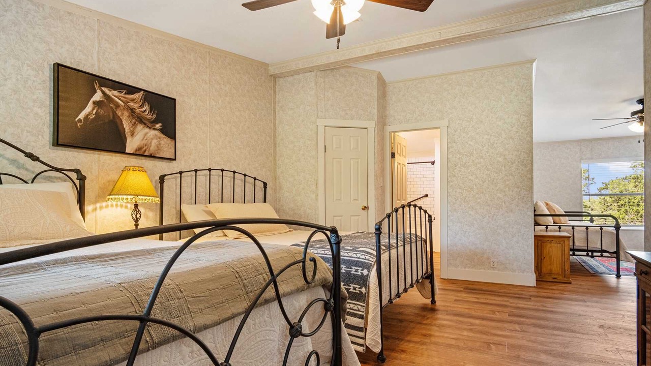 Photo of Bedroom in Pipe Creek