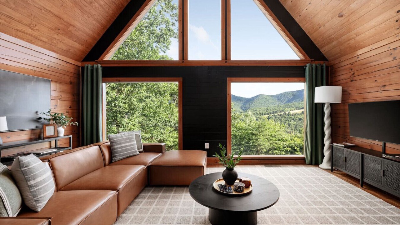 Photo of Livingroom in Stanley