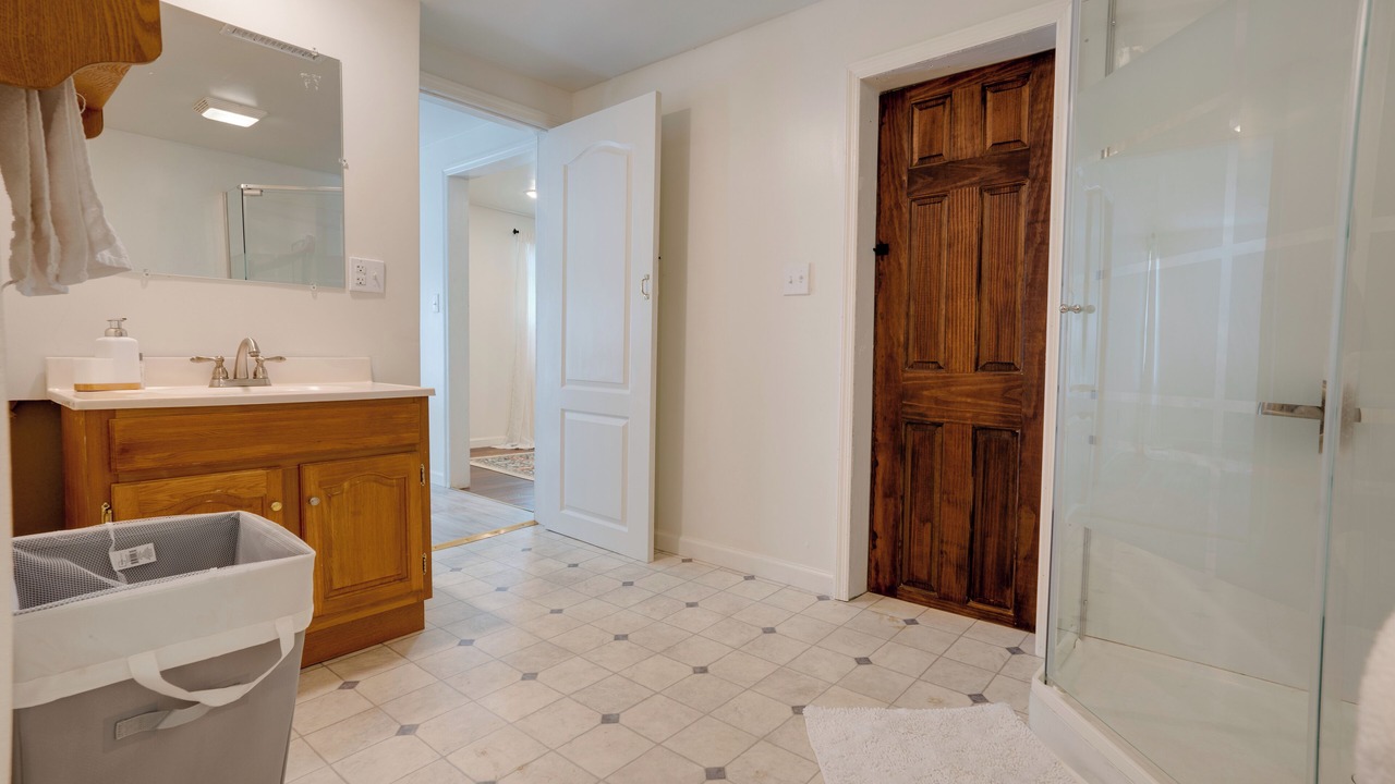 Photo of Bathroom in Utica