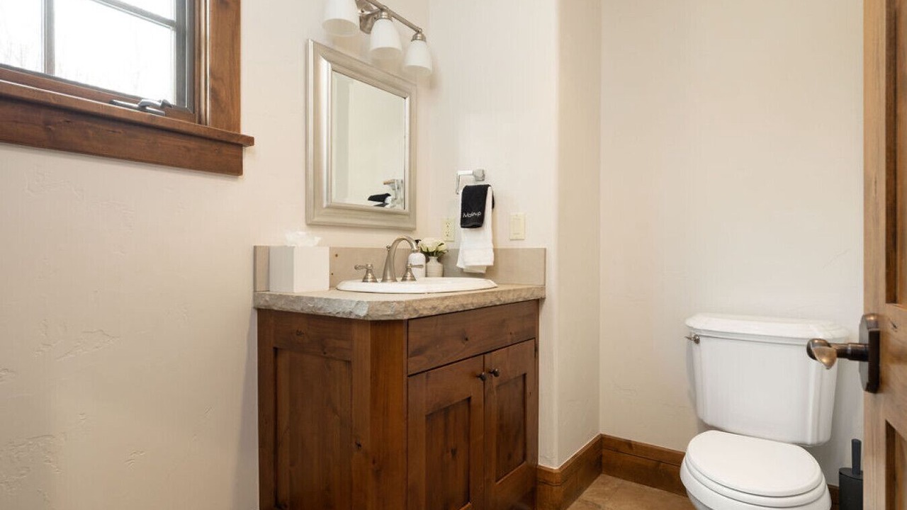Photo of Bathroom in Edwards