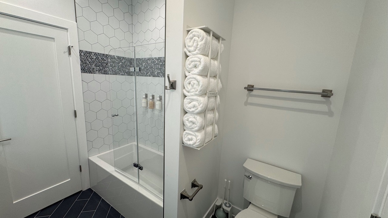 Photo of Bathroom in Forest Park
