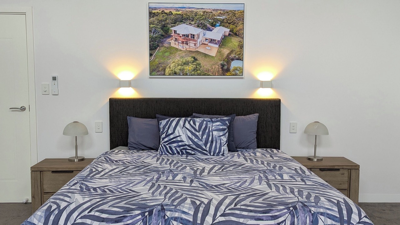 Photo of Bedroom in American River