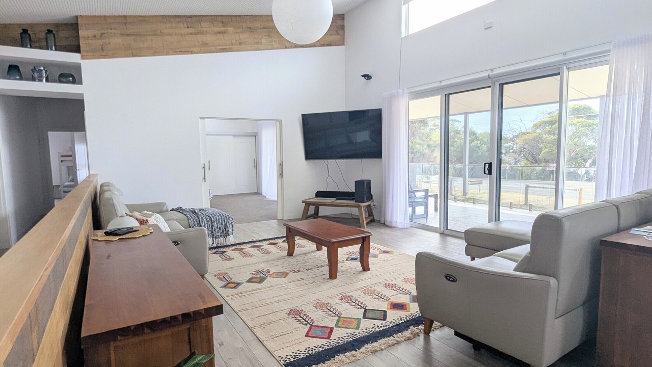 Photo of Livingroom in American River