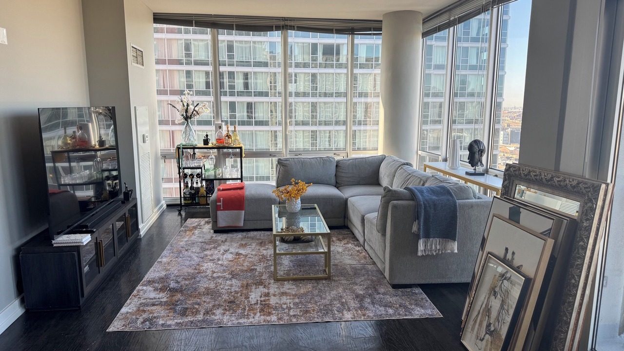 Photo of Livingroom in Near South Side