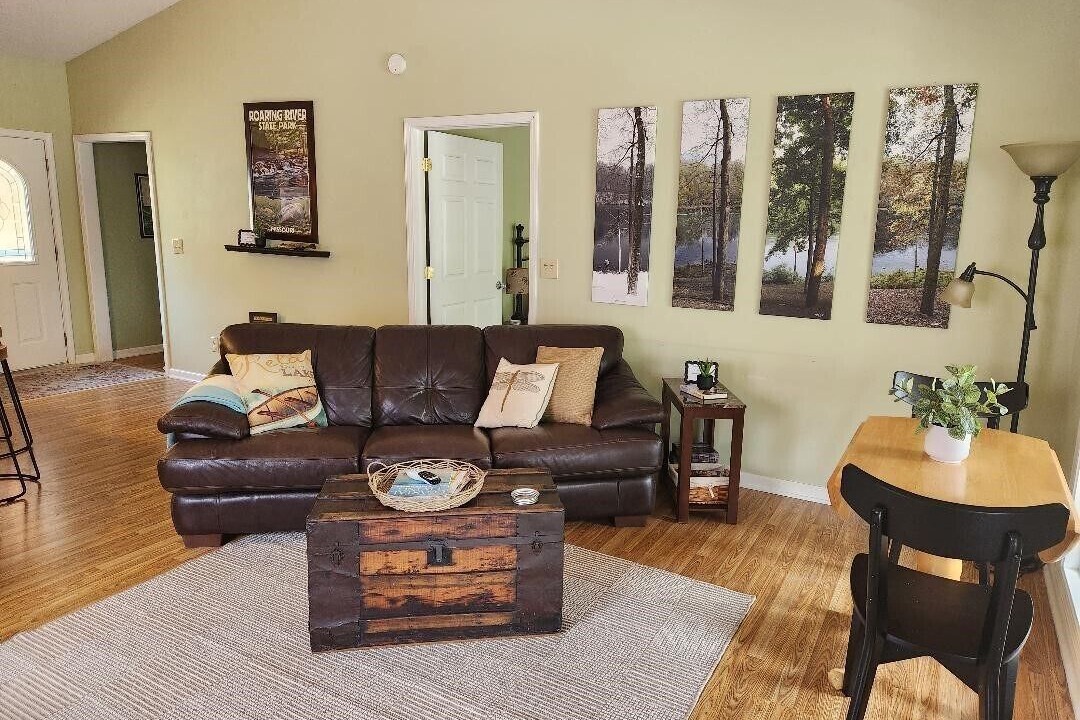 Photo of Livingroom in Eagle Rock