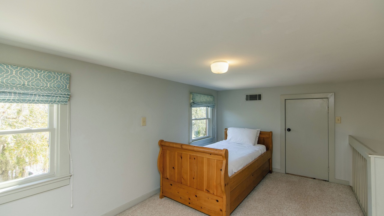 Photo of Bedroom in Edisto Island