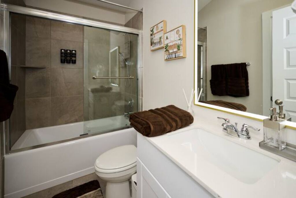 Photo of Bathroom in Pecan Grove