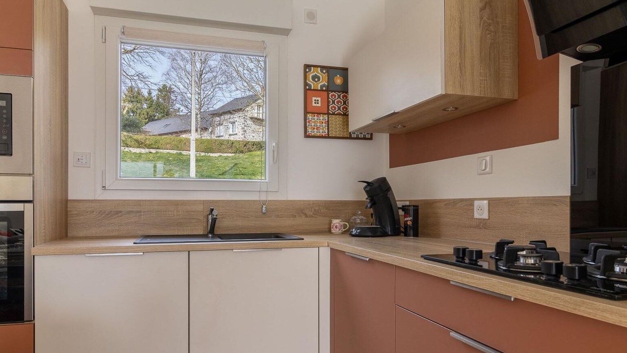 Photo of Kitchen in Charbonnieres-les-Varennes