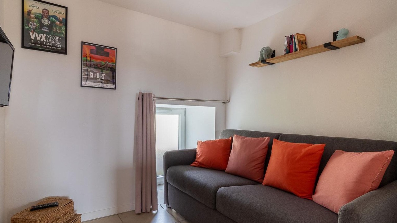 Photo of Livingroom in Charbonnieres-les-Varennes