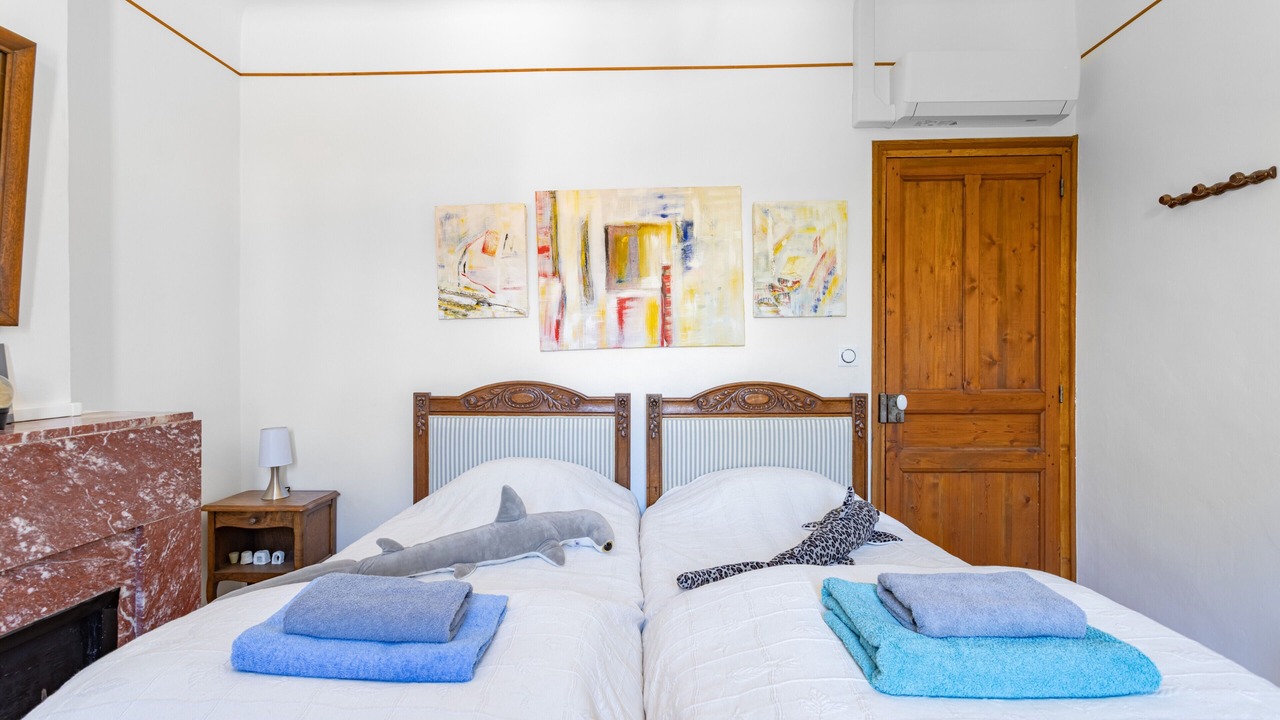 Photo of Bedroom in Villemolaque