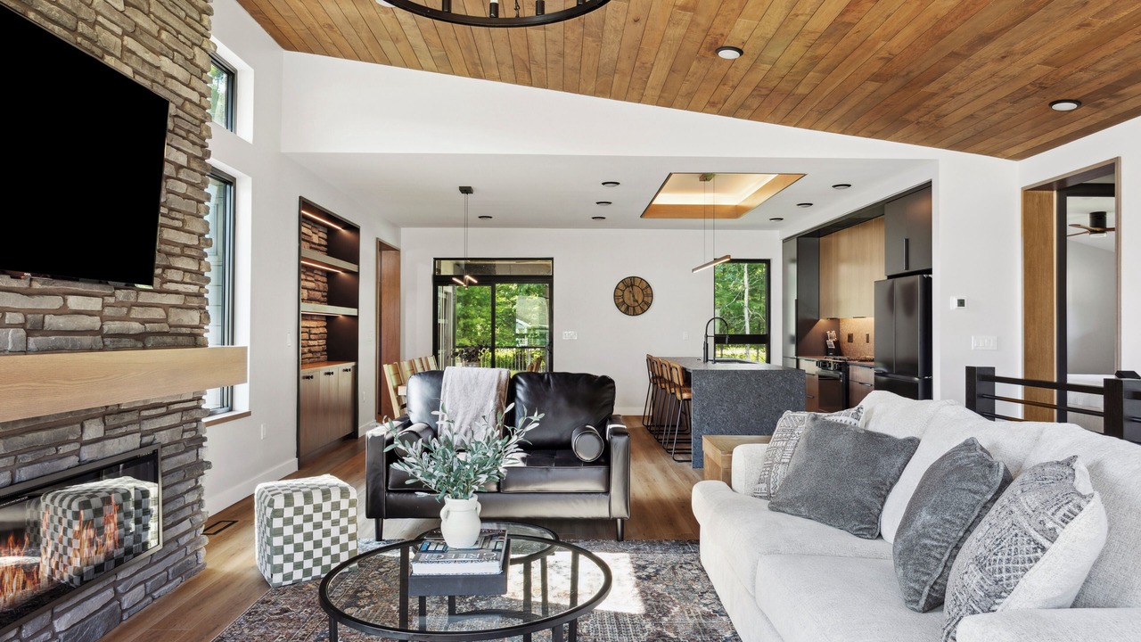Photo of Livingroom in Spring Brook