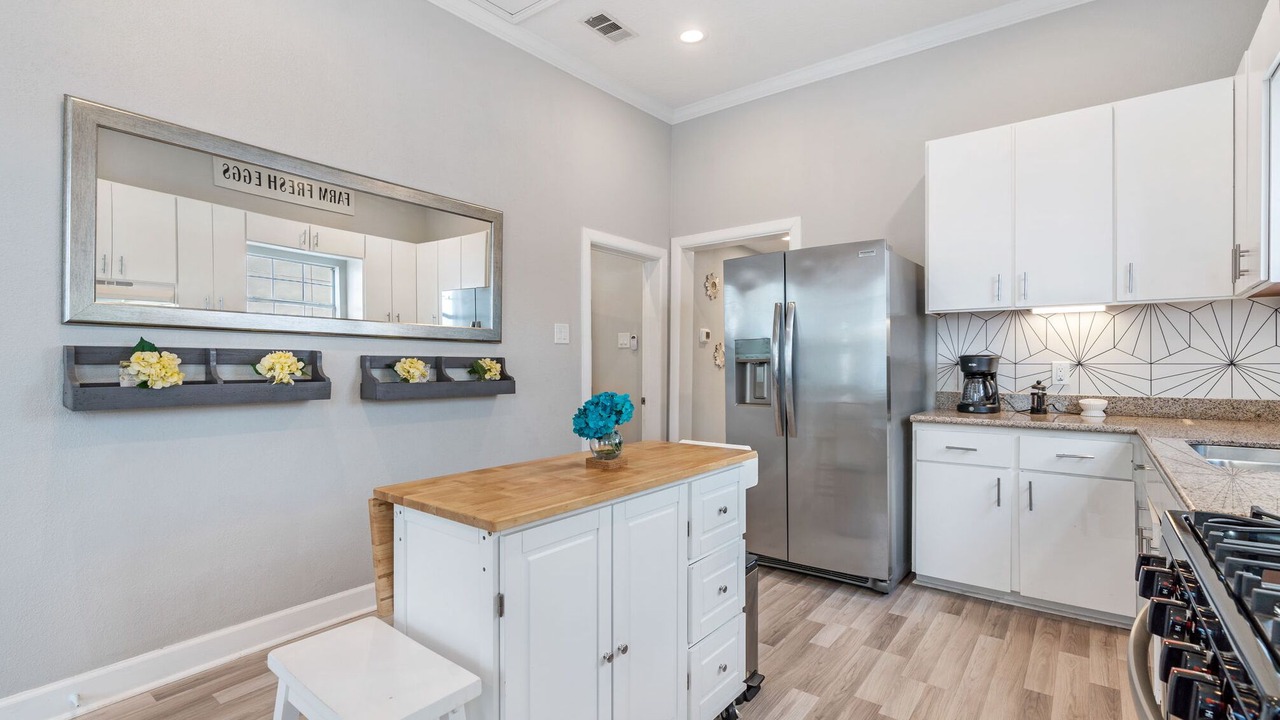 Photo of Kitchen in Washington Ave./ Memorial Park