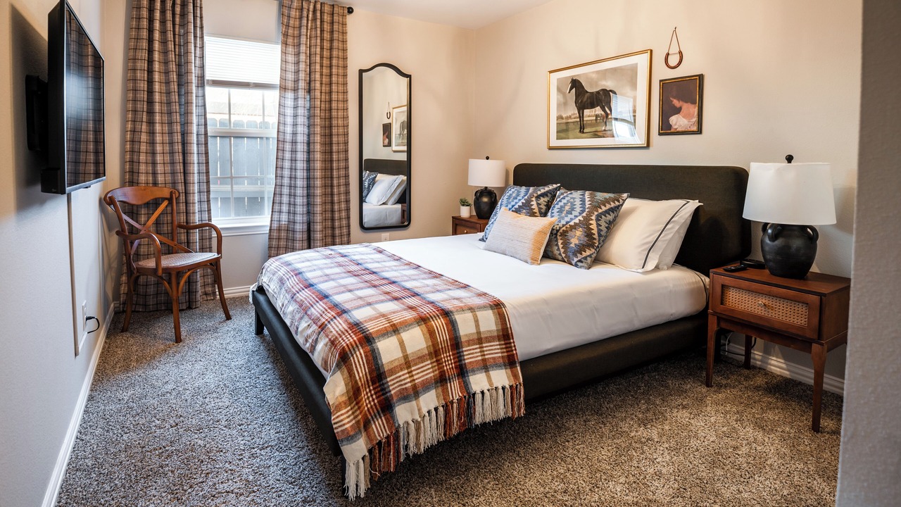 Photo of Bedroom in West Dallas