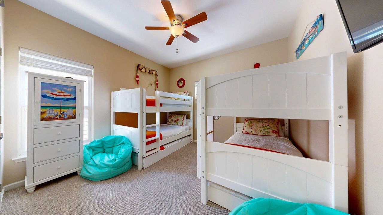 Photo of Bedroom in Safe Harbor