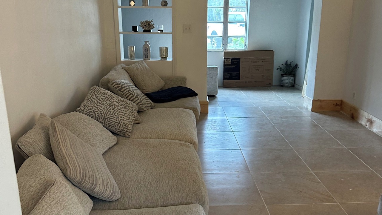 Photo of Livingroom in Miami Springs
