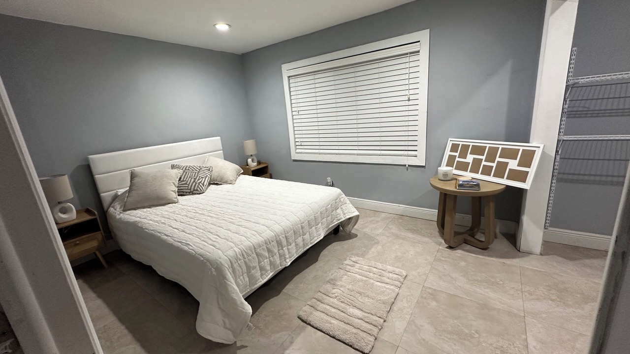 Photo of Bedroom in Miami Springs