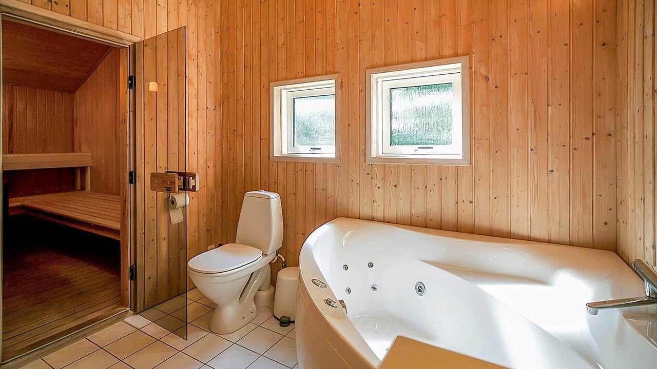 Photo of Bathroom in Hojby