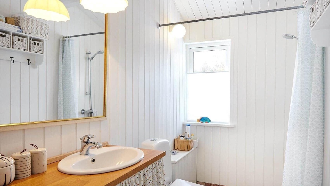 Photo of Bathroom in Faarevejle