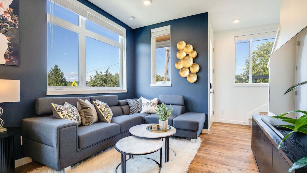 Photo of Livingroom in North Beacon Hill