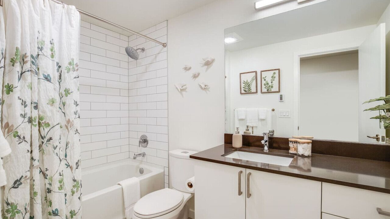 Photo of Bathroom in North Beacon Hill