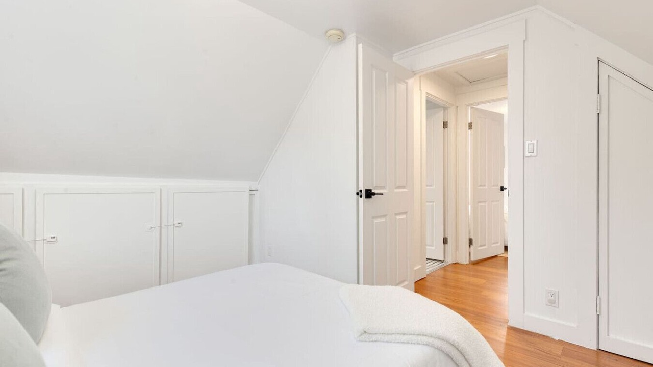 Photo of Bedroom in Ballard