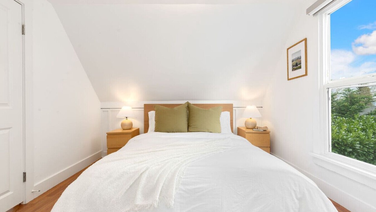 Photo of Bedroom in Ballard