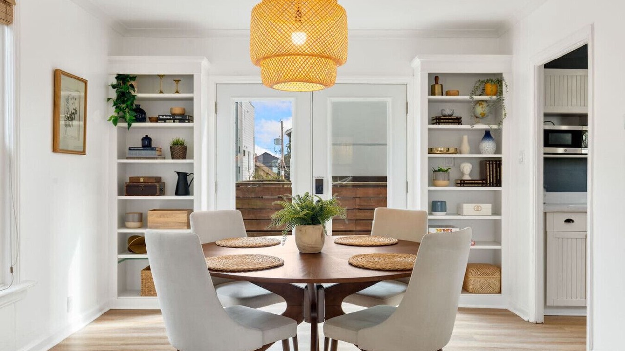 Photo of Others in Ballard