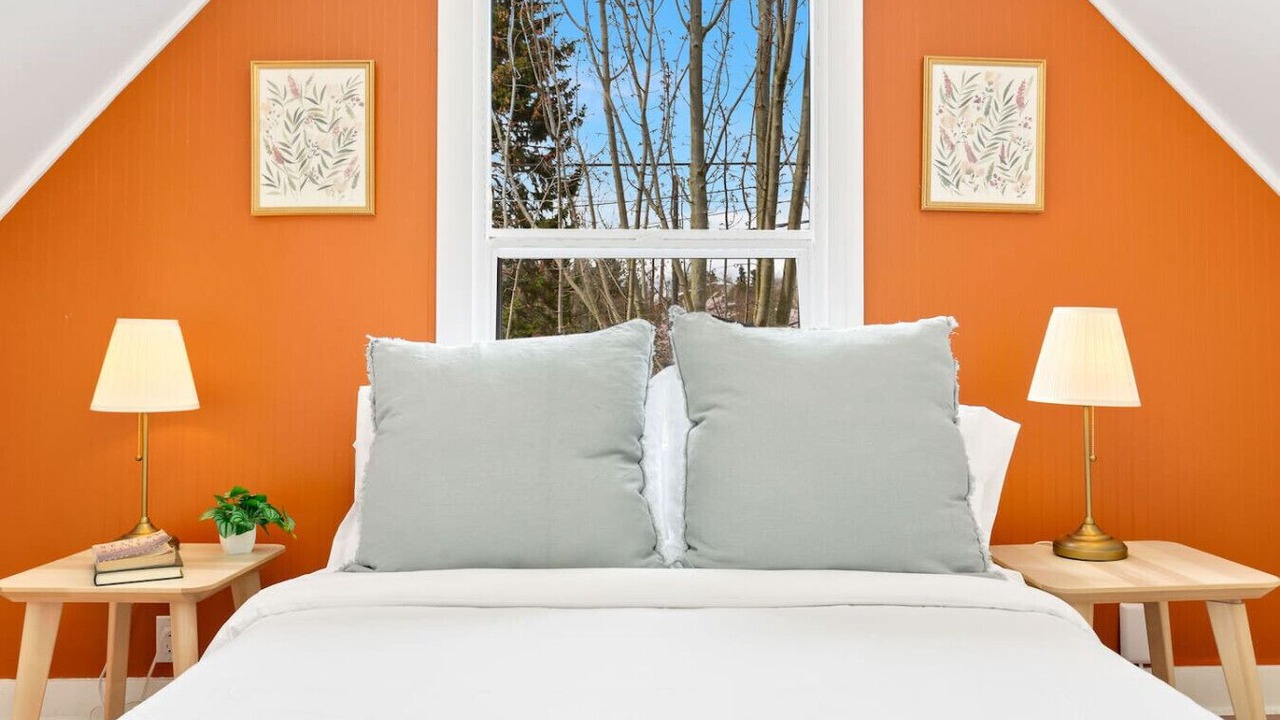 Photo of Others in Ballard