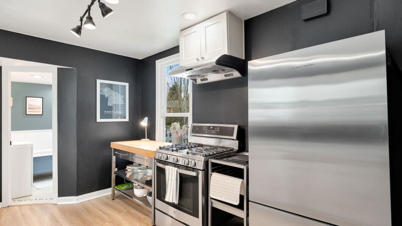 Photo of Others in Ballard