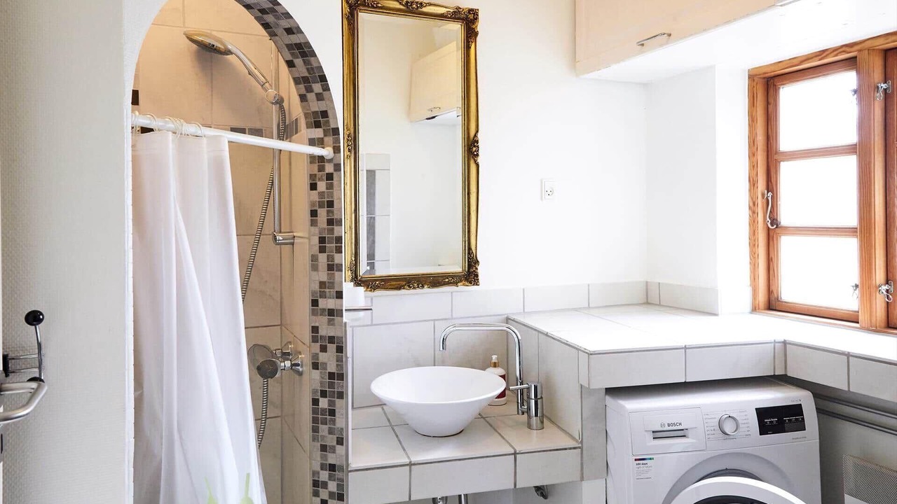 Photo of Bathroom in Yderby