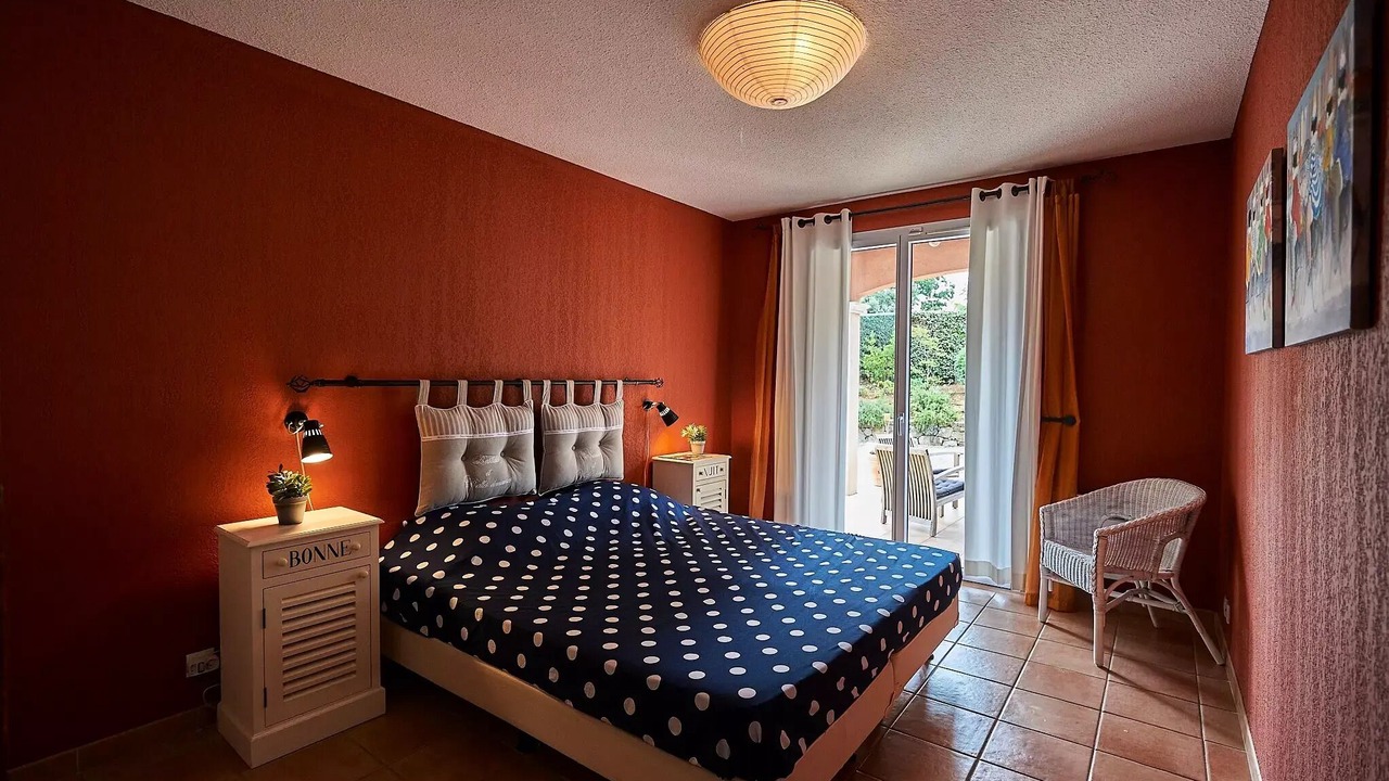 Photo of Bedroom in Nans-les-Pins