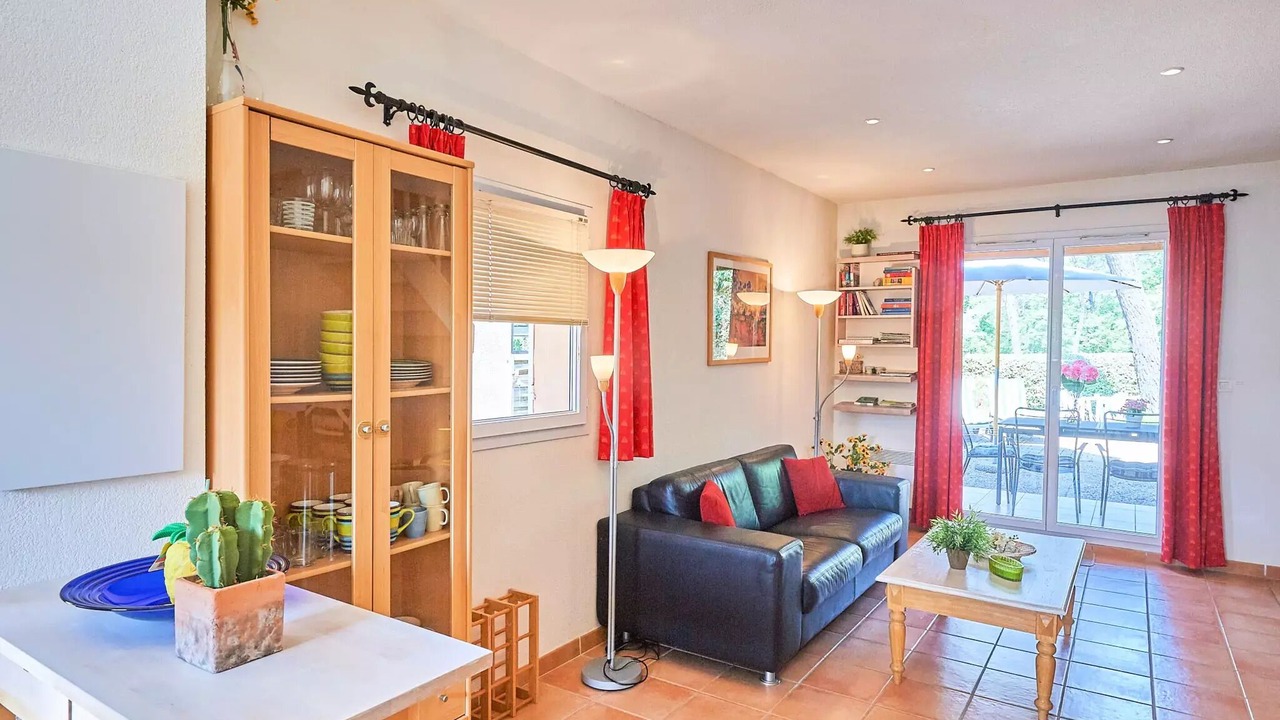 Photo of Livingroom in Nans-les-Pins