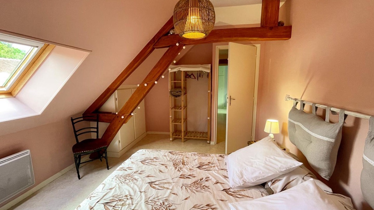 Photo of Bedroom in Meusnes