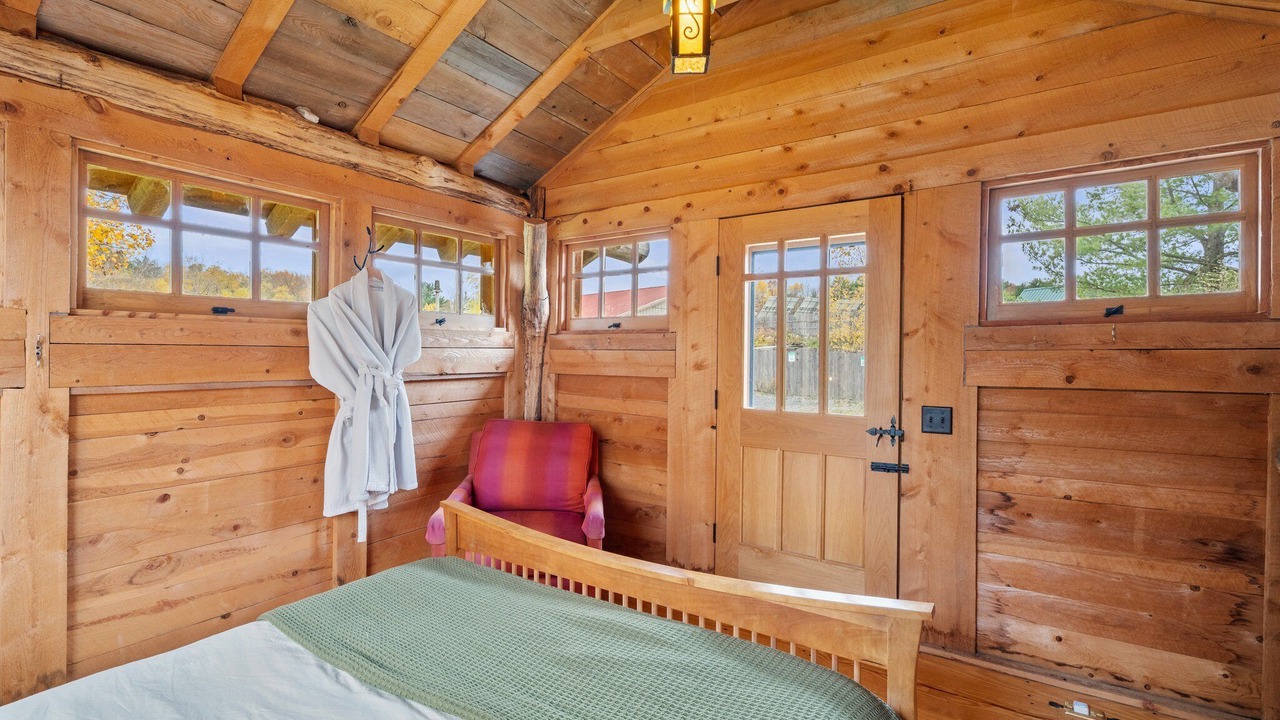 Photo of Bedroom in Ithaca