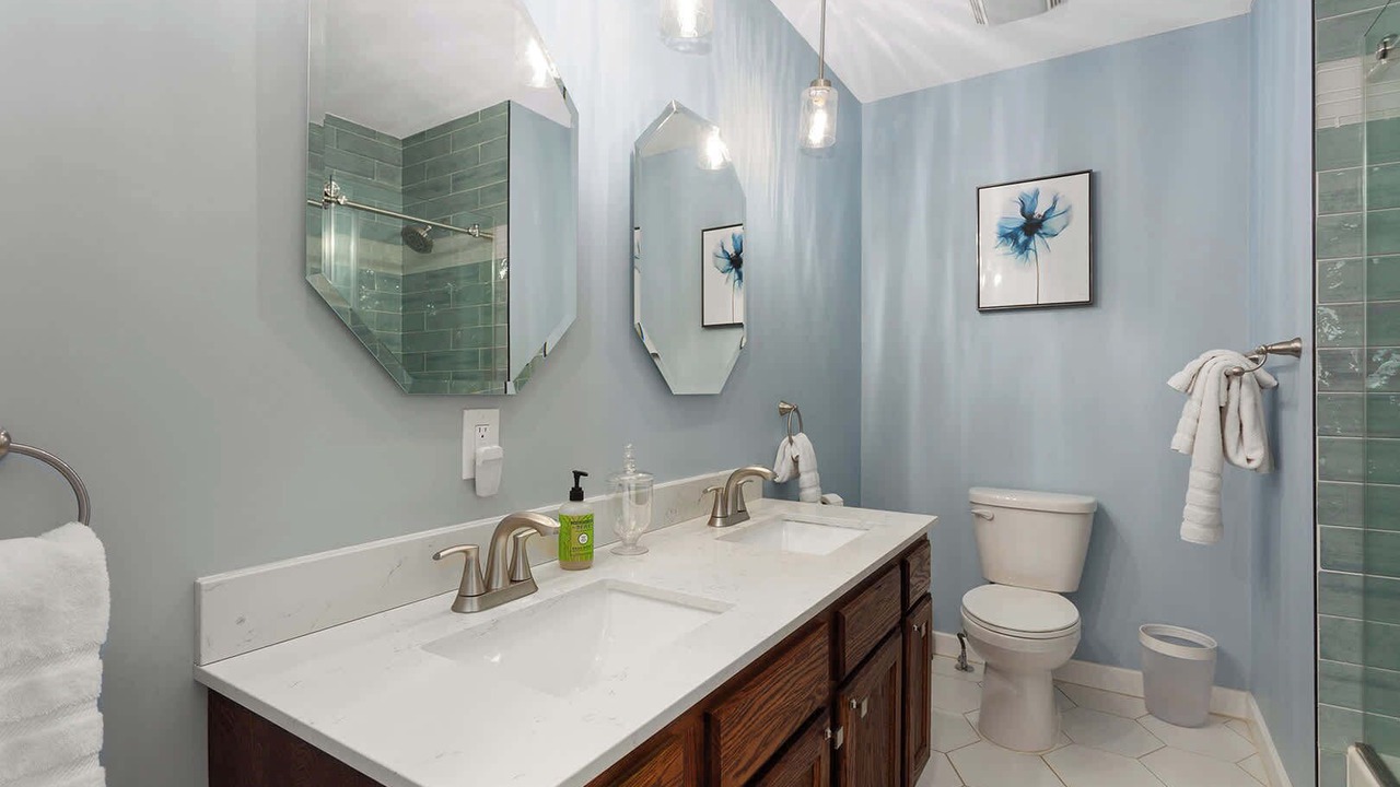Photo of Bathroom in Lenexa