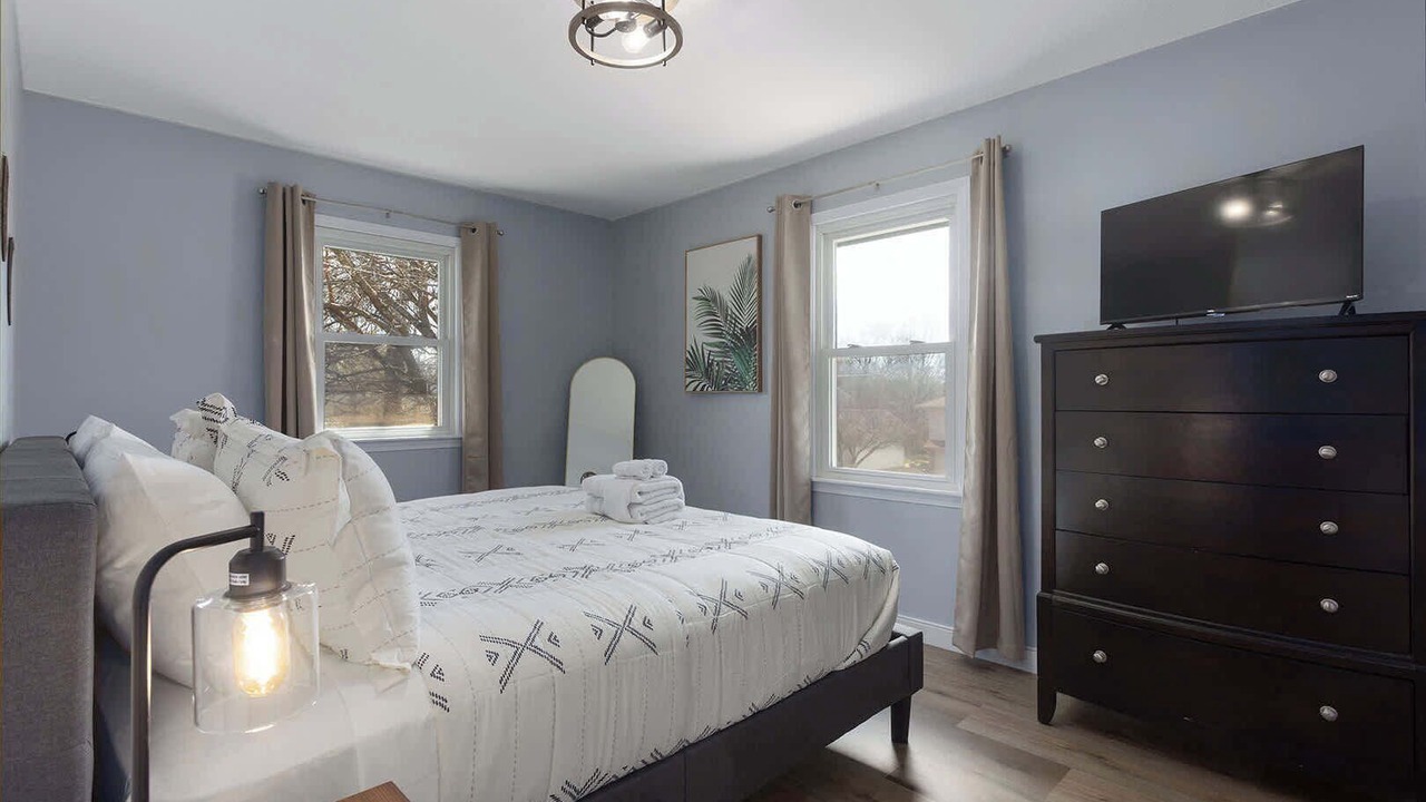 Photo of Bedroom in Lenexa
