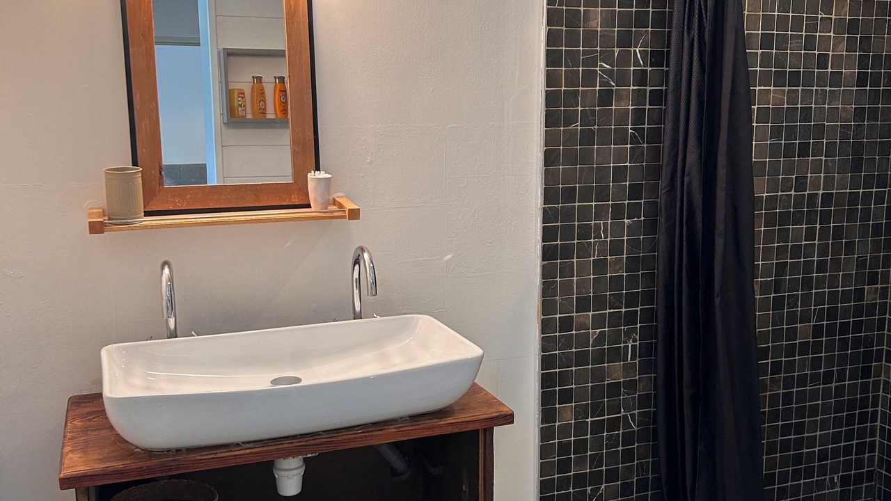 Photo of Bathroom in Saint-Jean-de-Vedas