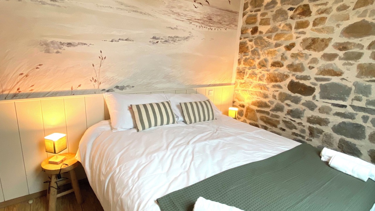 Photo of Bedroom in Le Vivier-sur-Mer