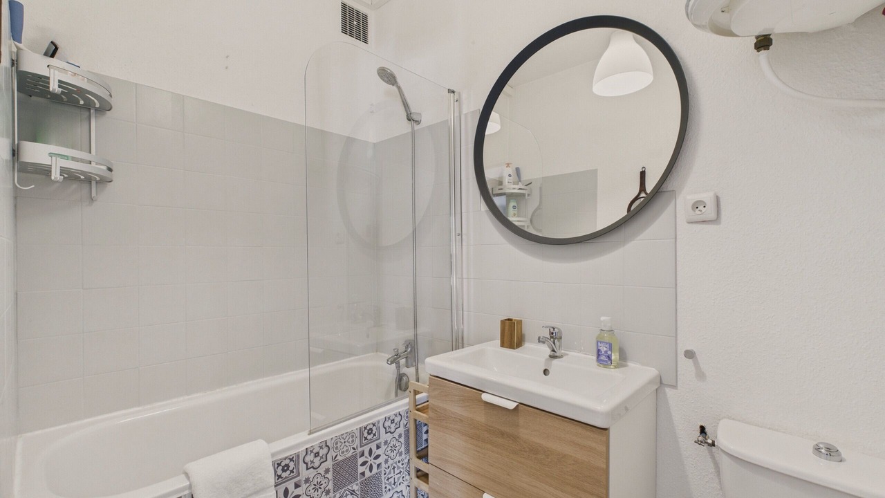 Photo of Bathroom in Bellamy-Barbin